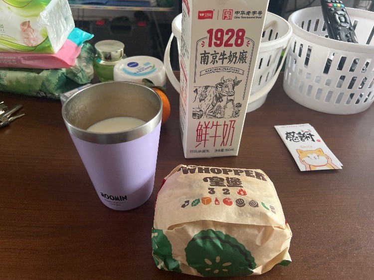 睡到自然醒起来，又开始折腾骑手