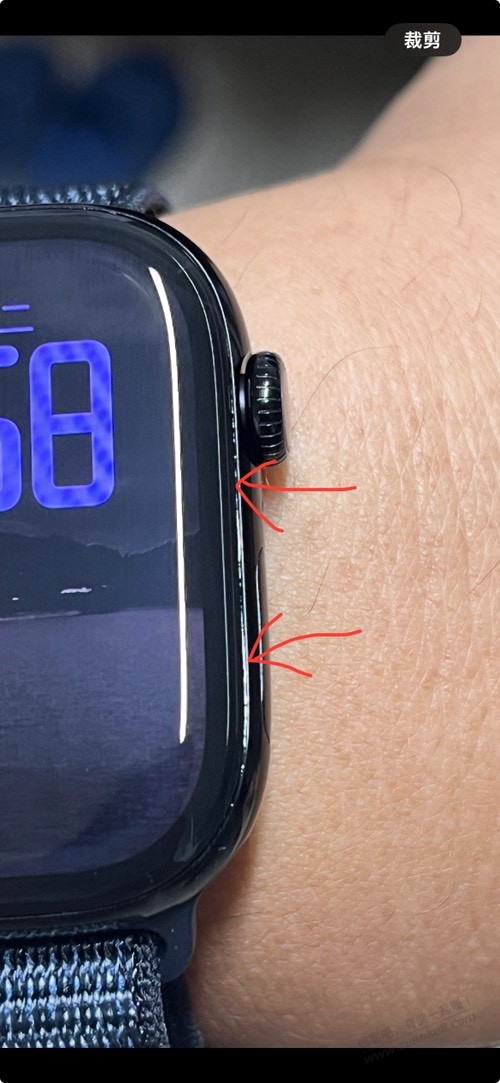 国补的apple watch 品控不行，右侧缝隙大