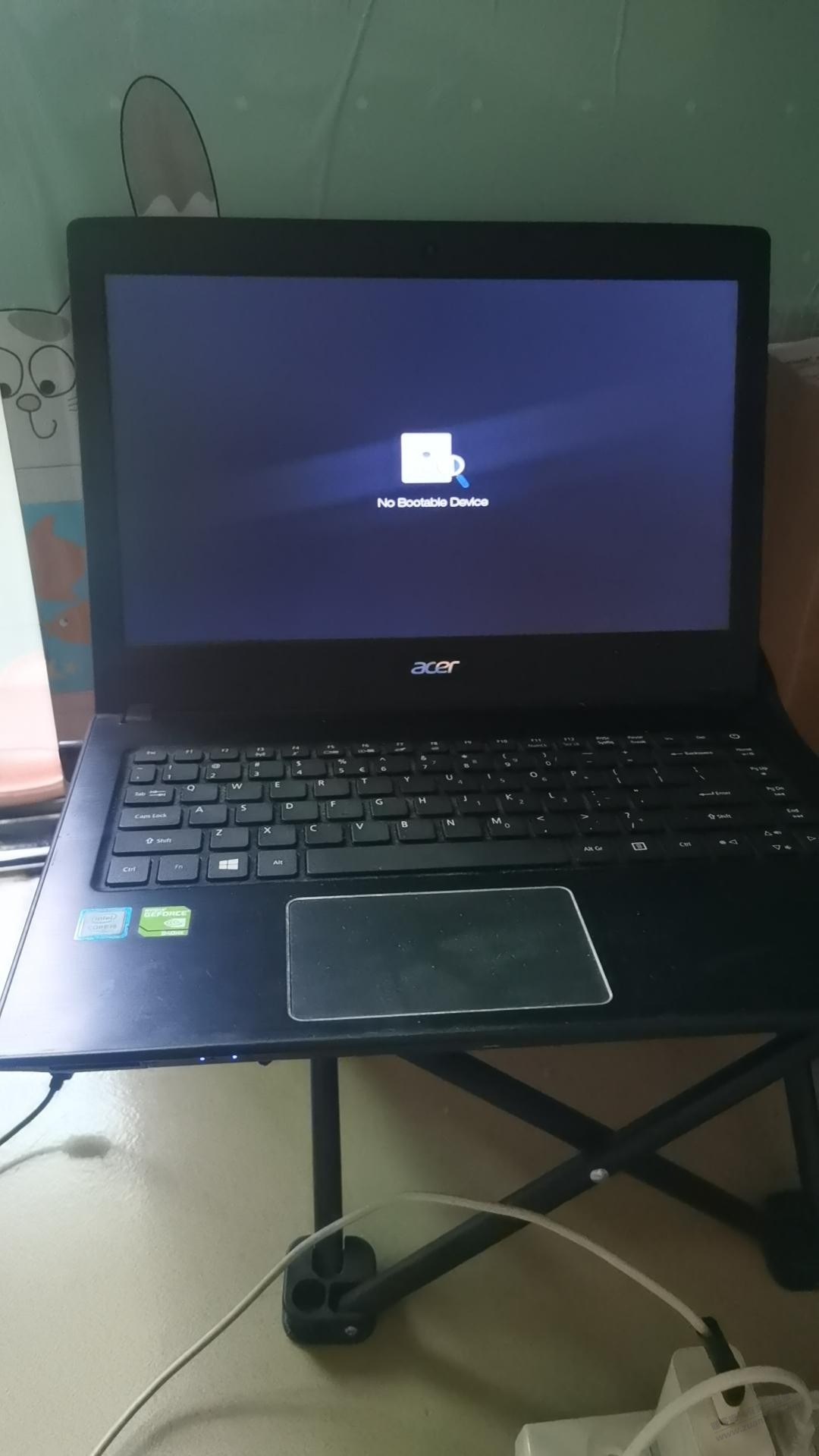 老哥们,宏碁笔记本这样子,是不是寄了